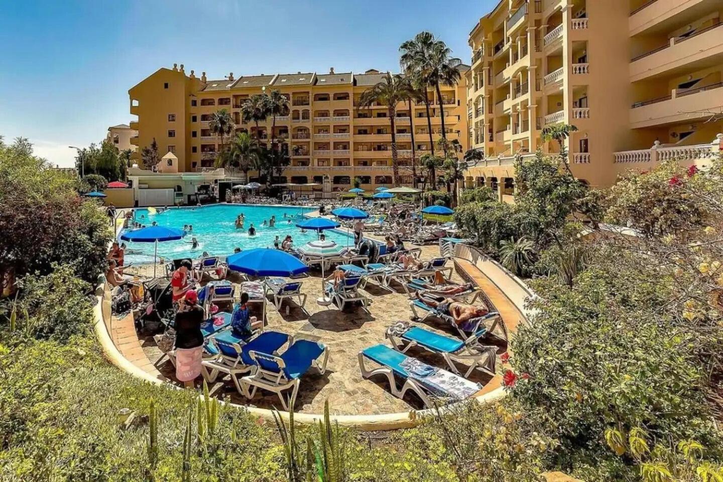Holiday Studio Apartment In Castle Harbour , Los Cristianos Los Cristianos  Exterior photo